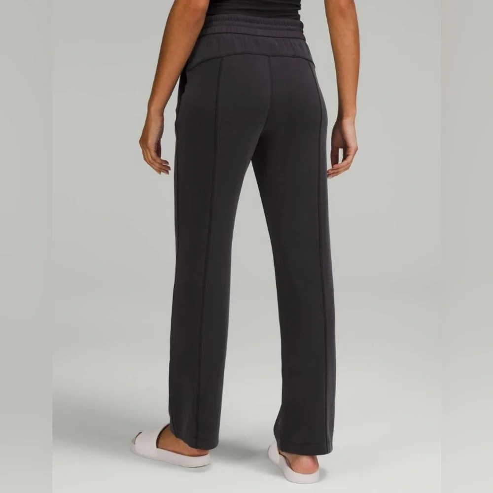 Lululemon Softstreme High-Rise Pant in Black - Picture 2 of 5